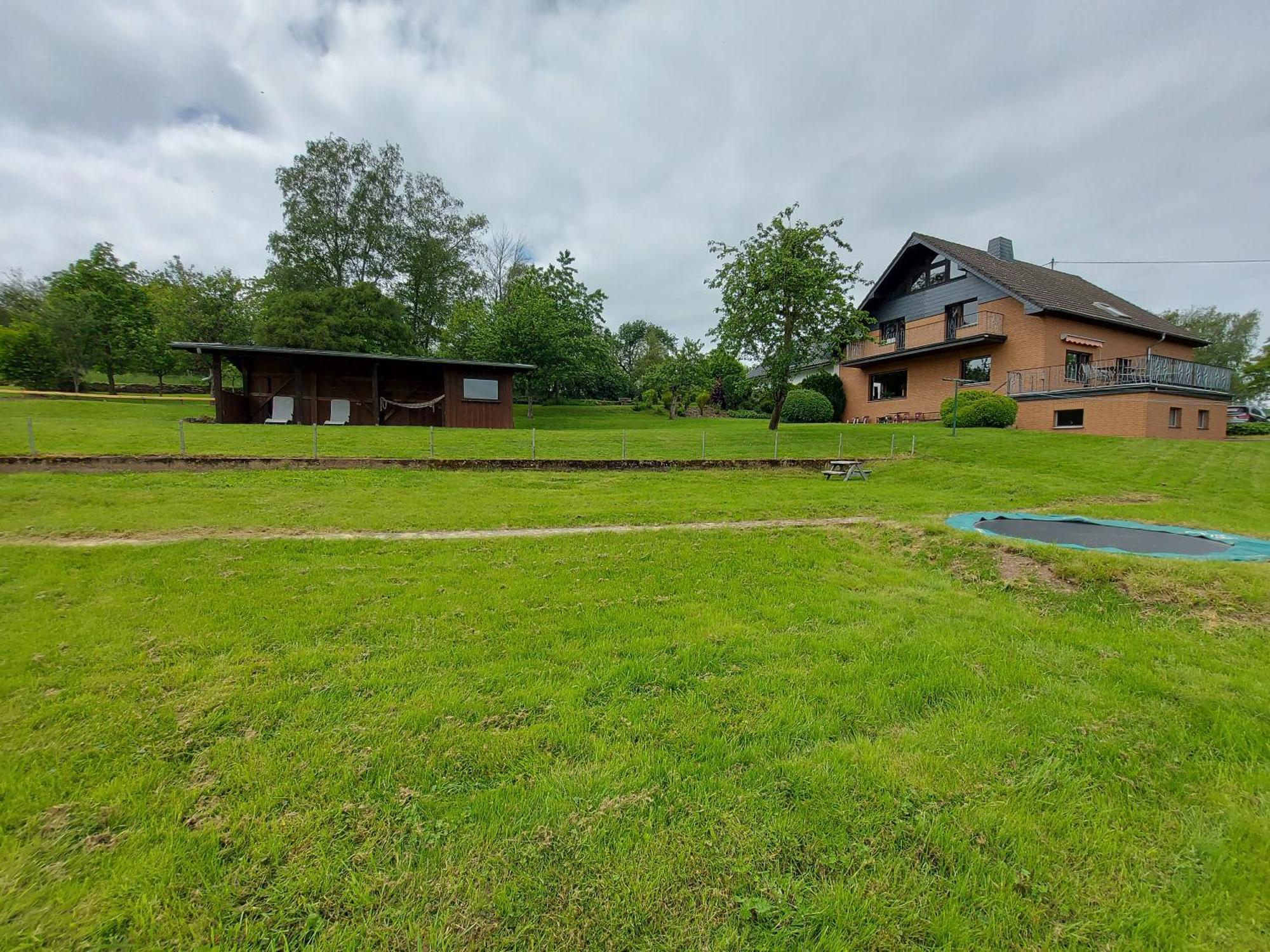 Ferienhaus Hescheld With Private Jacuzzi Hellenthal Eksteriør billede
